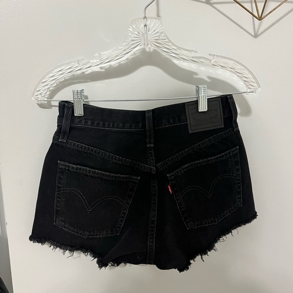 BLACK LEVI 501 shorts - size 25 - Picture 3 of 3